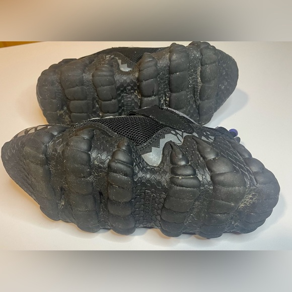 Used Sketchers Sketch-O-Saurus light up shoes, size 13 + Dino sandals size 3/4 - Picture 3 of 11